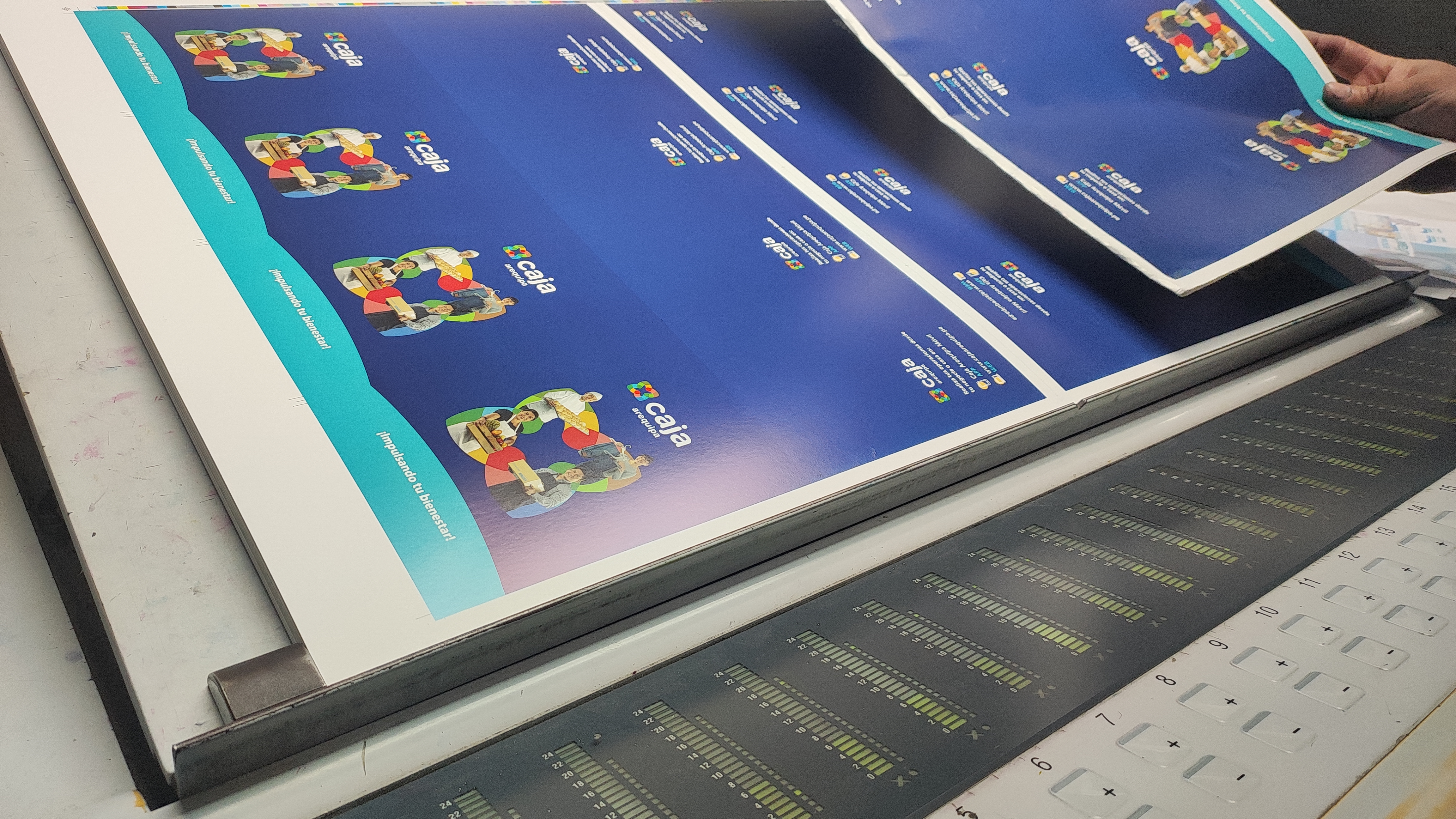 Imprenta Colorgraf Cusco — proceso de impresión profesional
